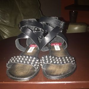 Steve Madden Buddies Sandal